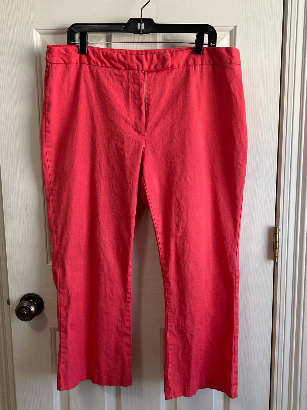Coral straight Cropped Pants